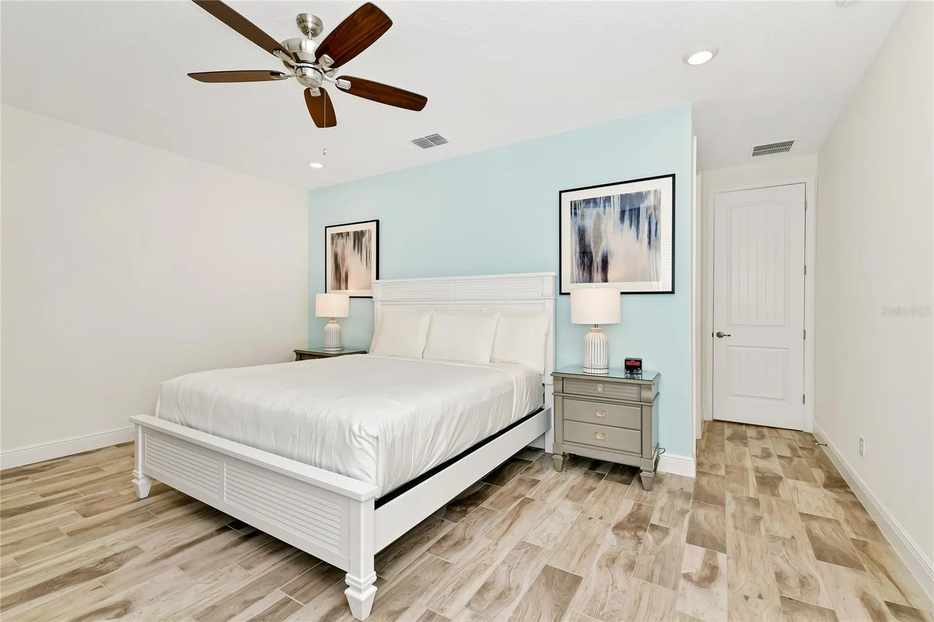 2956 On The Rocks Kissimmee FL 34747