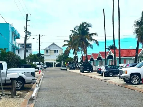 61 81st Avenue Treasure Island FL 33706