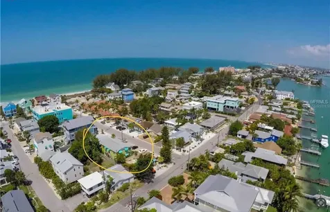 61 81st Avenue Treasure Island FL 33706