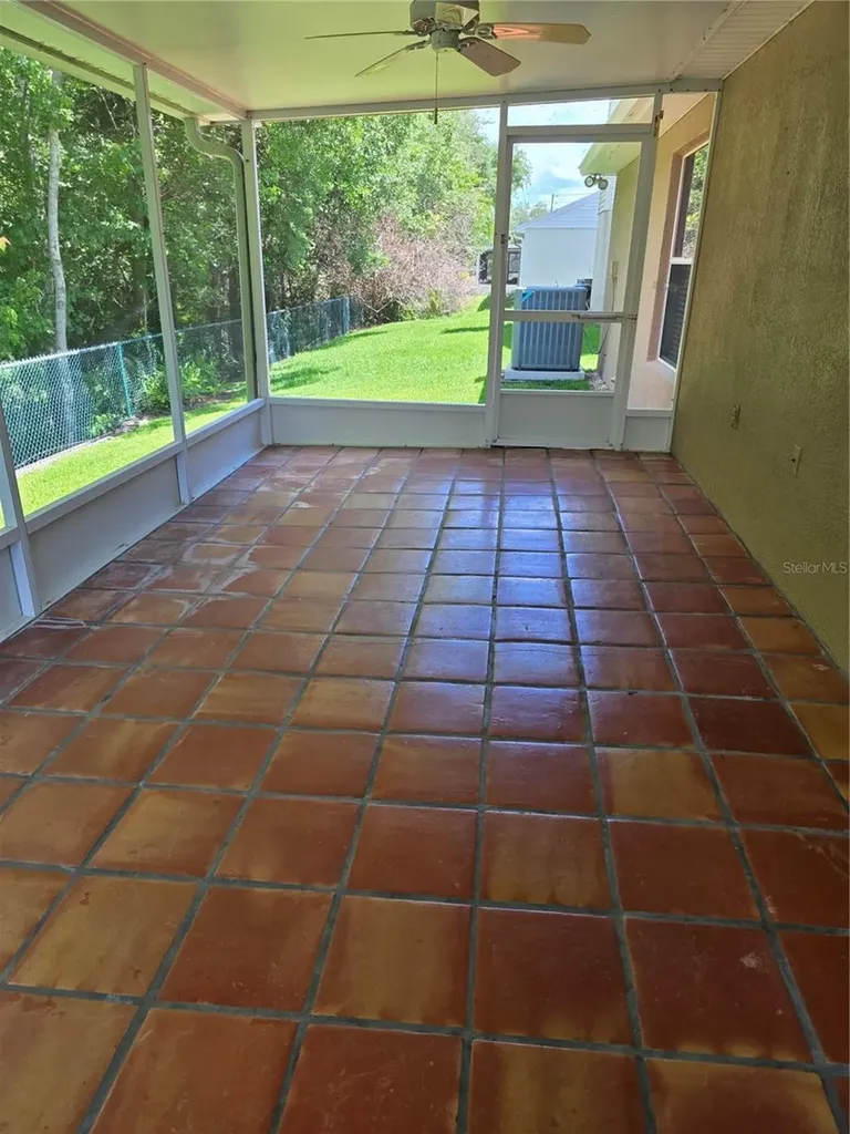 2930 Rivers End Road Orlando FL 32817