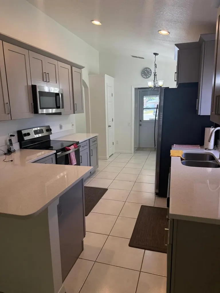2930 Rivers End Road Orlando FL 32817