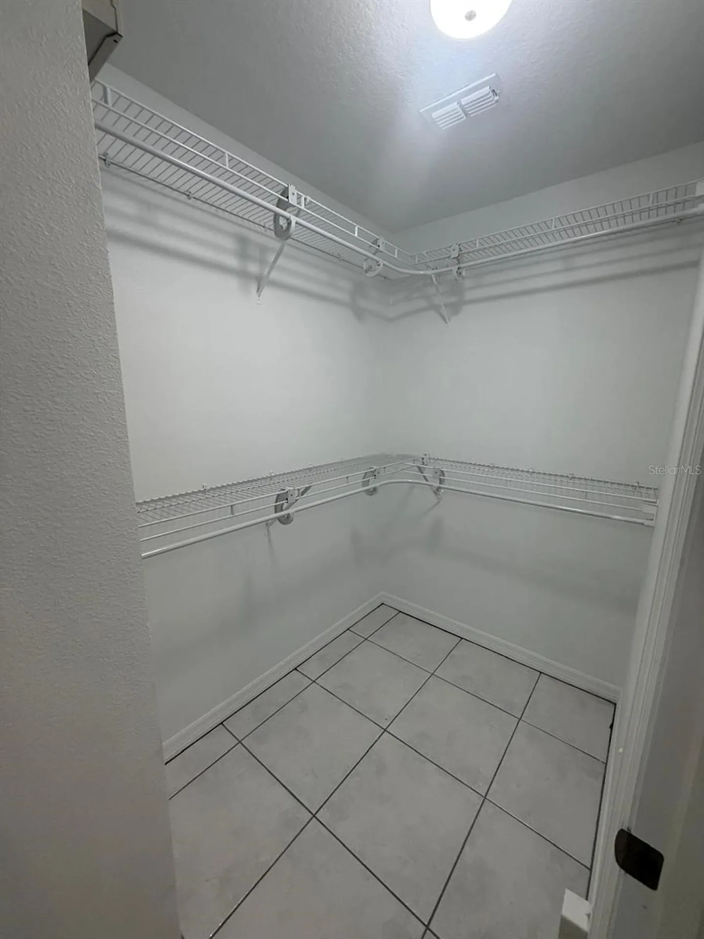 2930 Rivers End Road Orlando FL 32817