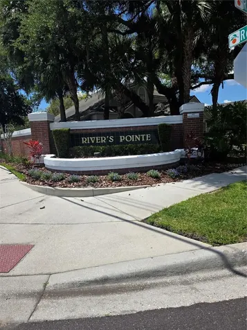 2930 Rivers End Road Orlando FL 32817