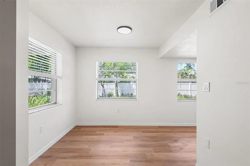 2865 51st Street S Gulfport FL 33707