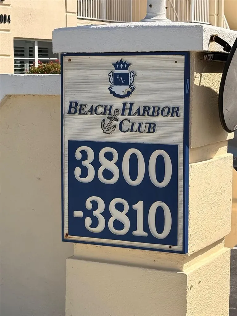 3806 Gulf Of Mexico Drive Longboat Key FL 34228