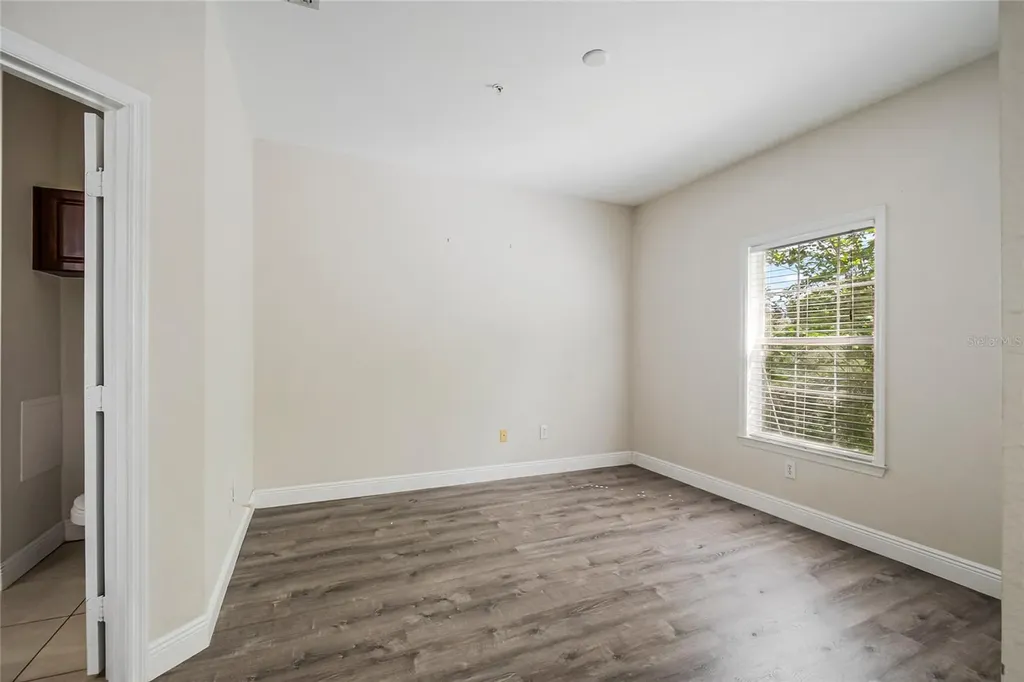 3611 Conroy Road Orlando FL 32839