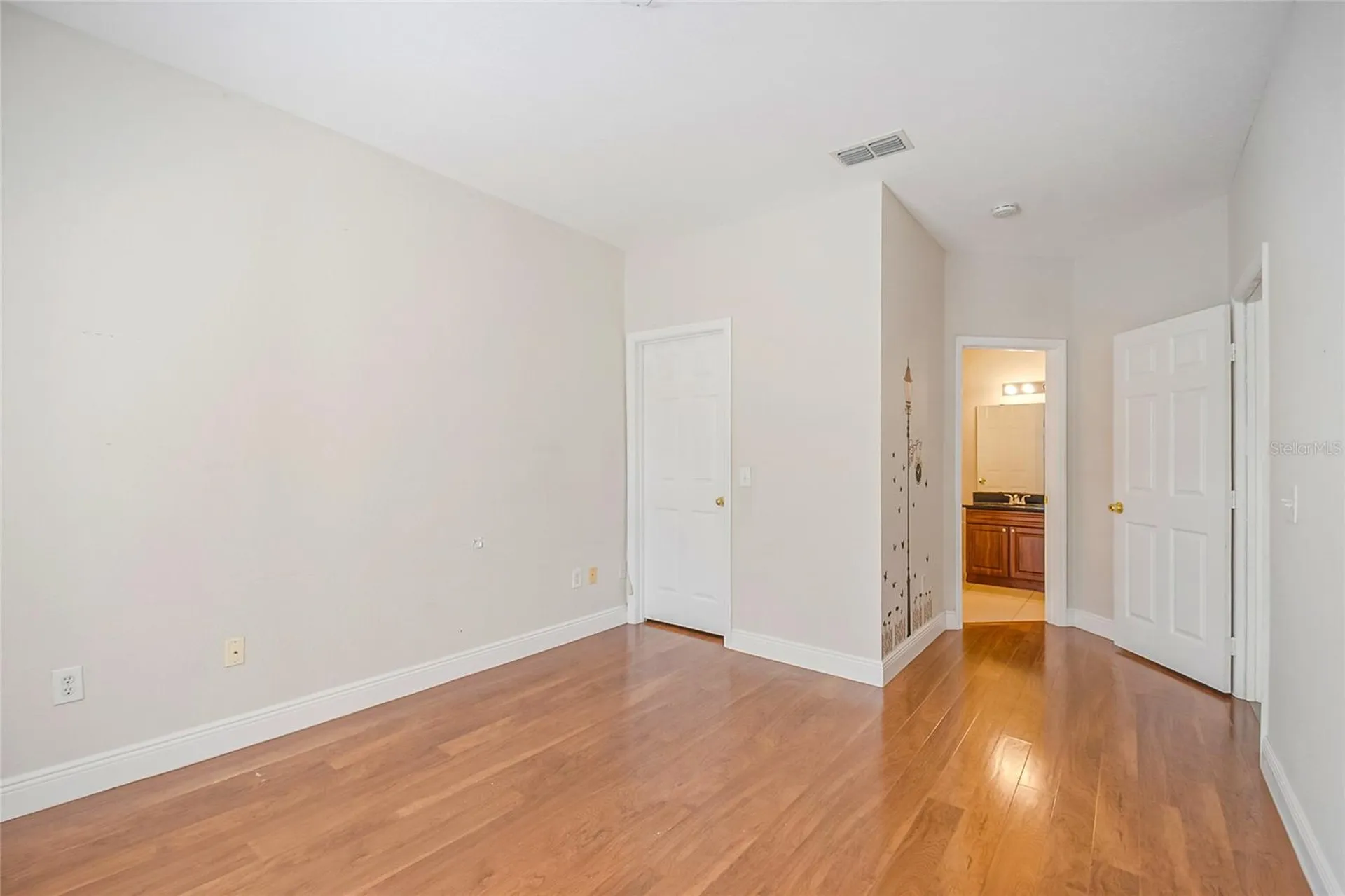 3611 Conroy Road Orlando FL 32839