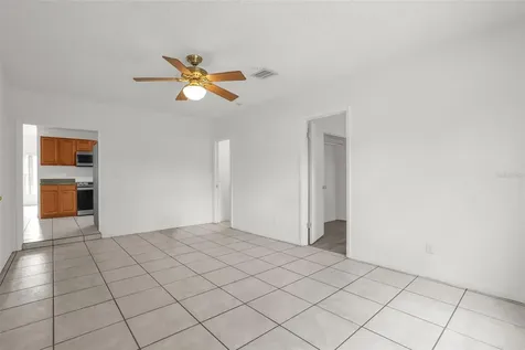417 N Tampa Avenue Orlando FL 32805