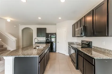 9529 Sunstone Boulevard Thonotosassa FL 33592
