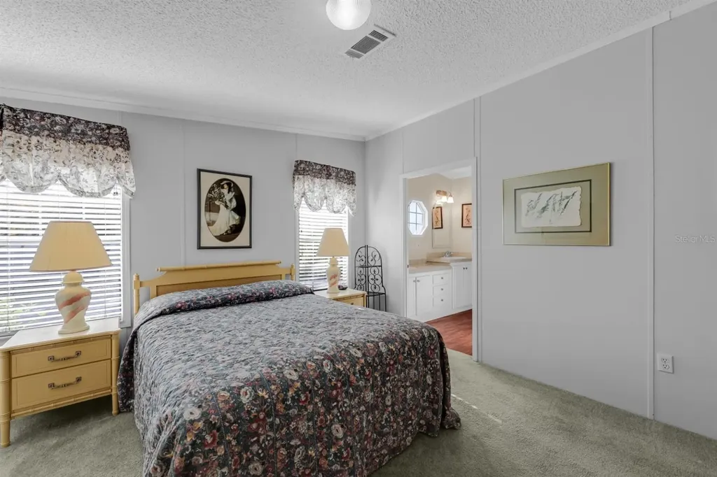 2100 Kings Highway Port Charlotte FL 33980
