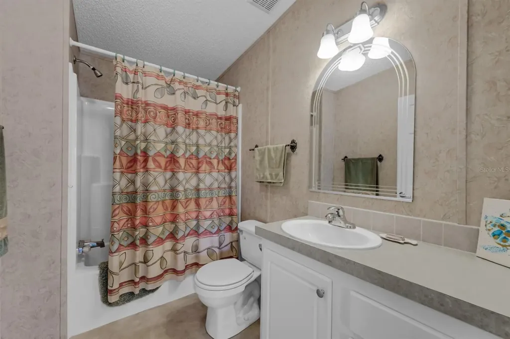 2100 Kings Highway Port Charlotte FL 33980