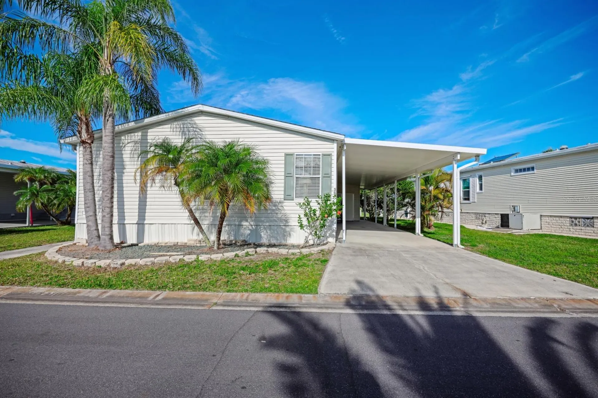 2100 Kings Highway Port Charlotte FL 33980