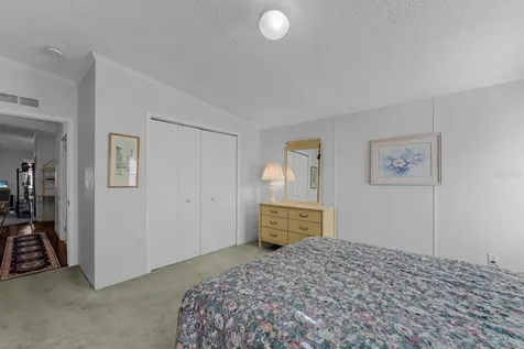 2100 Kings Highway Port Charlotte FL 33980