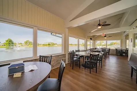 2100 Kings Highway Port Charlotte FL 33980