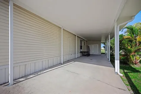 2100 Kings Highway Port Charlotte FL 33980