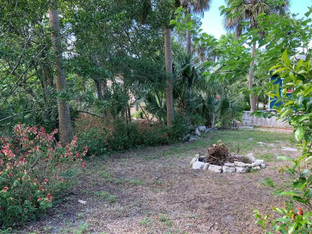 116 Braddock Avenue Daytona Beach FL 32118