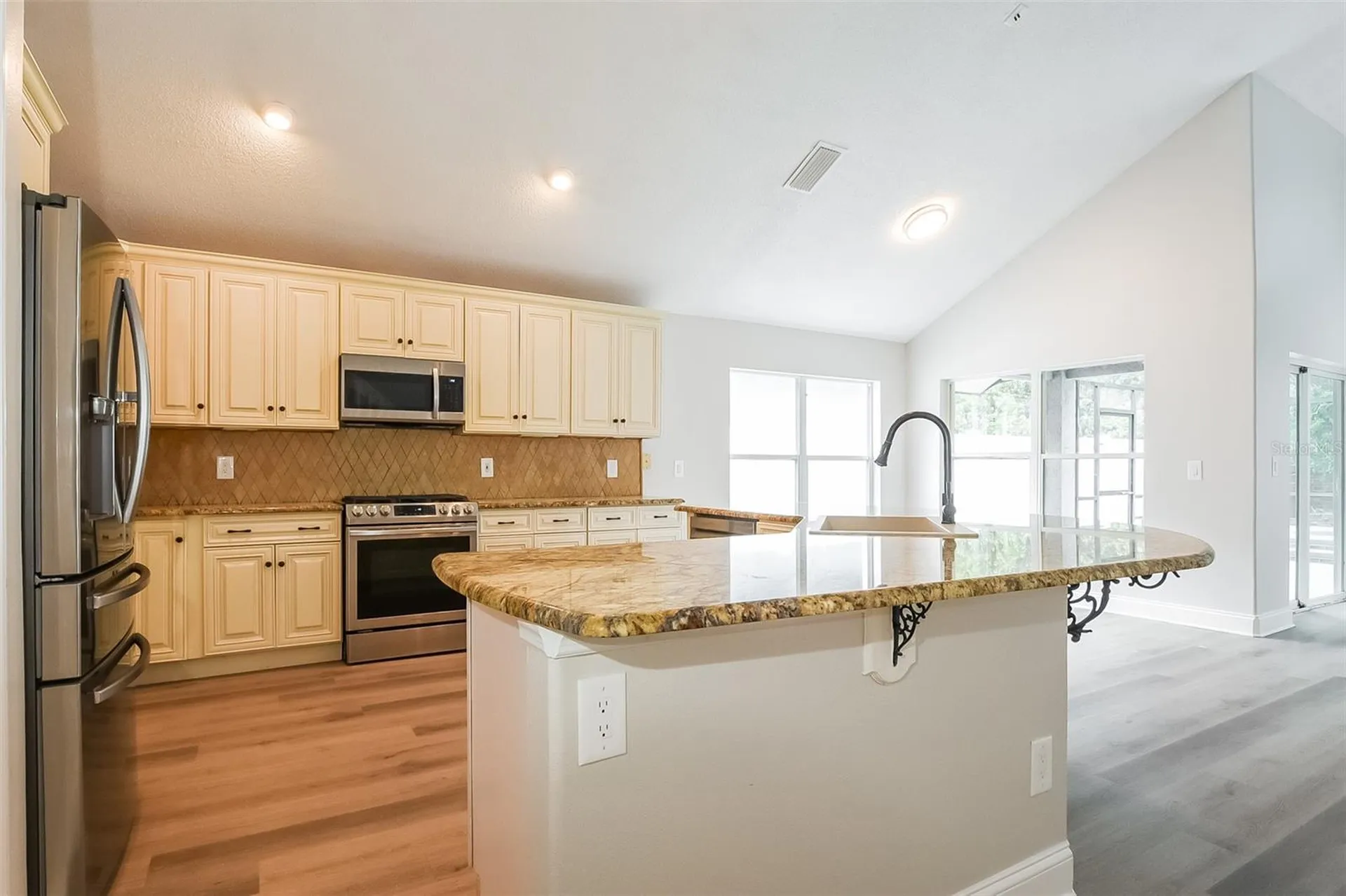 176 Hanging Moss Drive Oviedo FL 32765