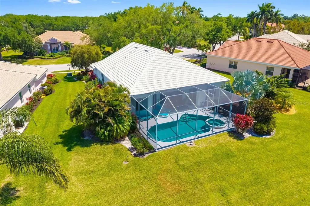 6413 Grand Point Avenue Bradenton FL 34201