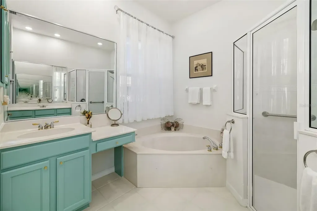 6413 Grand Point Avenue Bradenton FL 34201