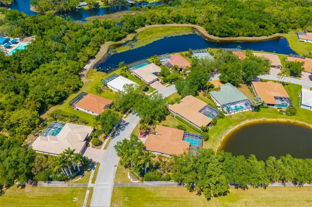 6413 Grand Point Avenue Bradenton FL 34201