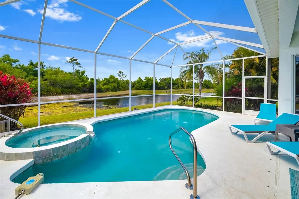 6413 Grand Point Avenue Bradenton FL 34201