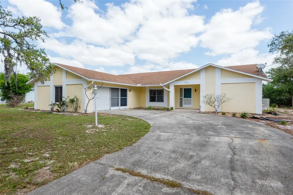 7550 Gates Circle Spring Hill FL 34606