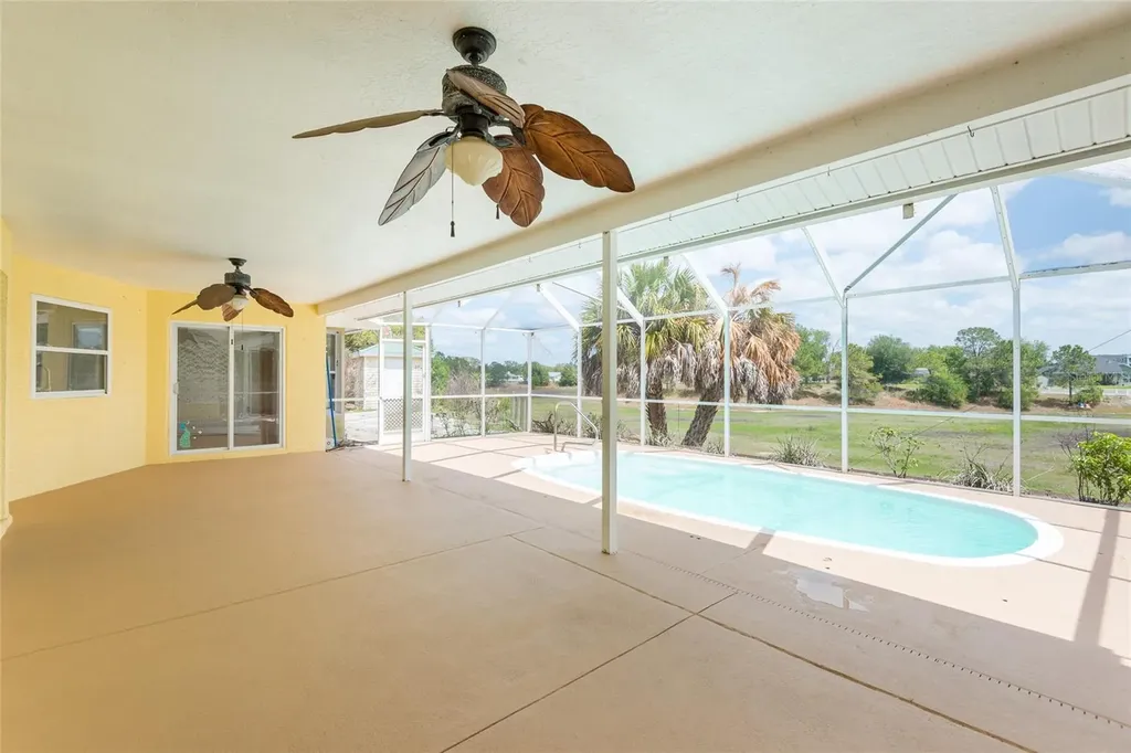 7550 Gates Circle Spring Hill FL 34606