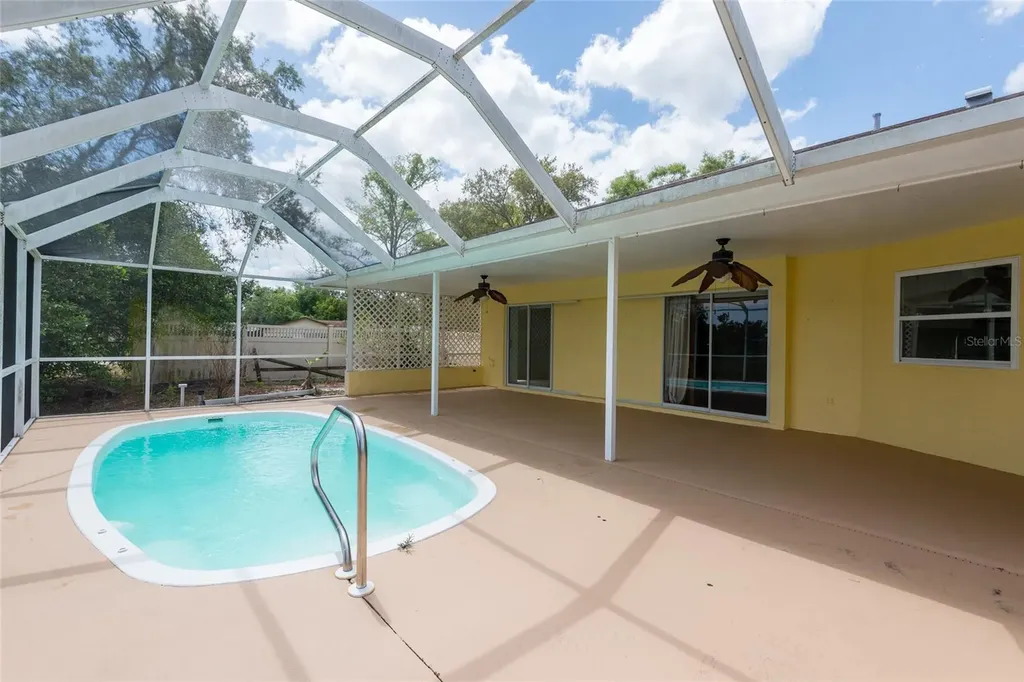 7550 Gates Circle Spring Hill FL 34606
