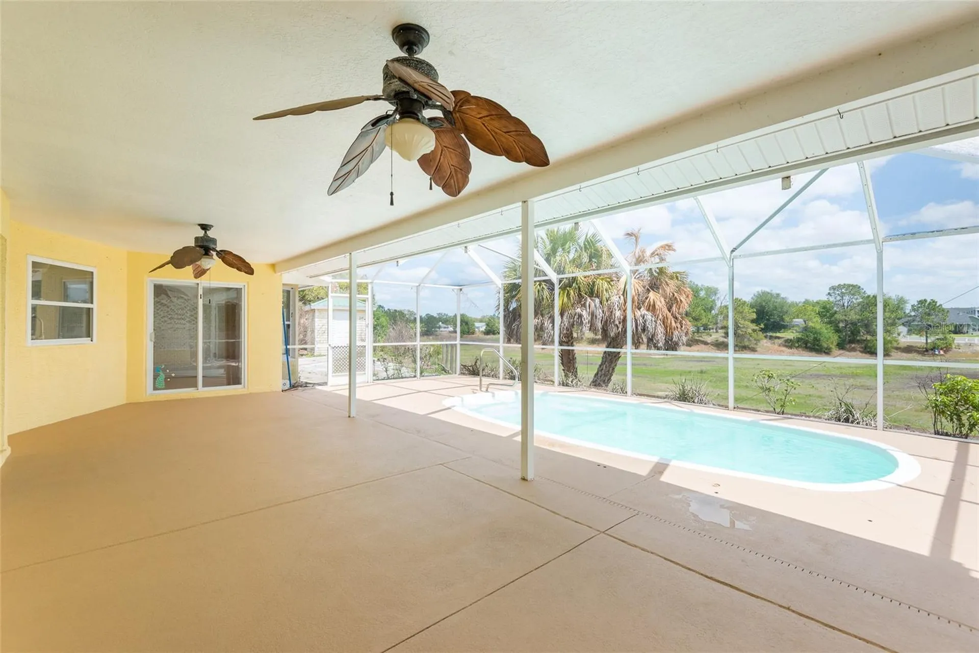 7550 Gates Circle Spring Hill FL 34606