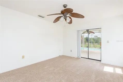 7550 Gates Circle Spring Hill FL 34606