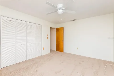 7550 Gates Circle Spring Hill FL 34606