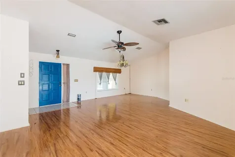7550 Gates Circle Spring Hill FL 34606