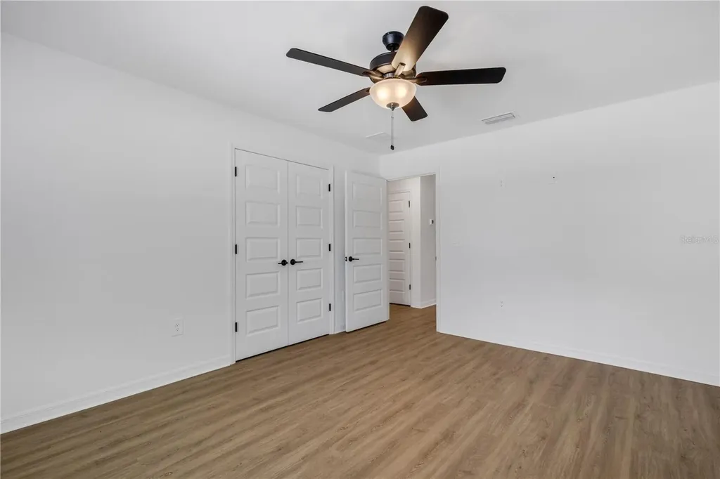 902 / 904 Captiva Point Lakeland FL 33801