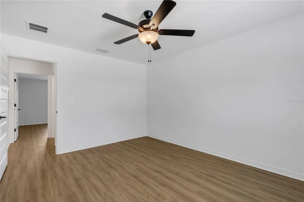 902 / 904 Captiva Point Lakeland FL 33801