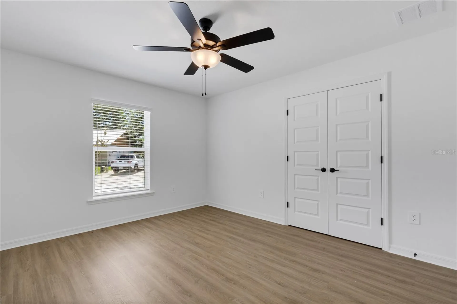 902 / 904 Captiva Point Lakeland FL 33801