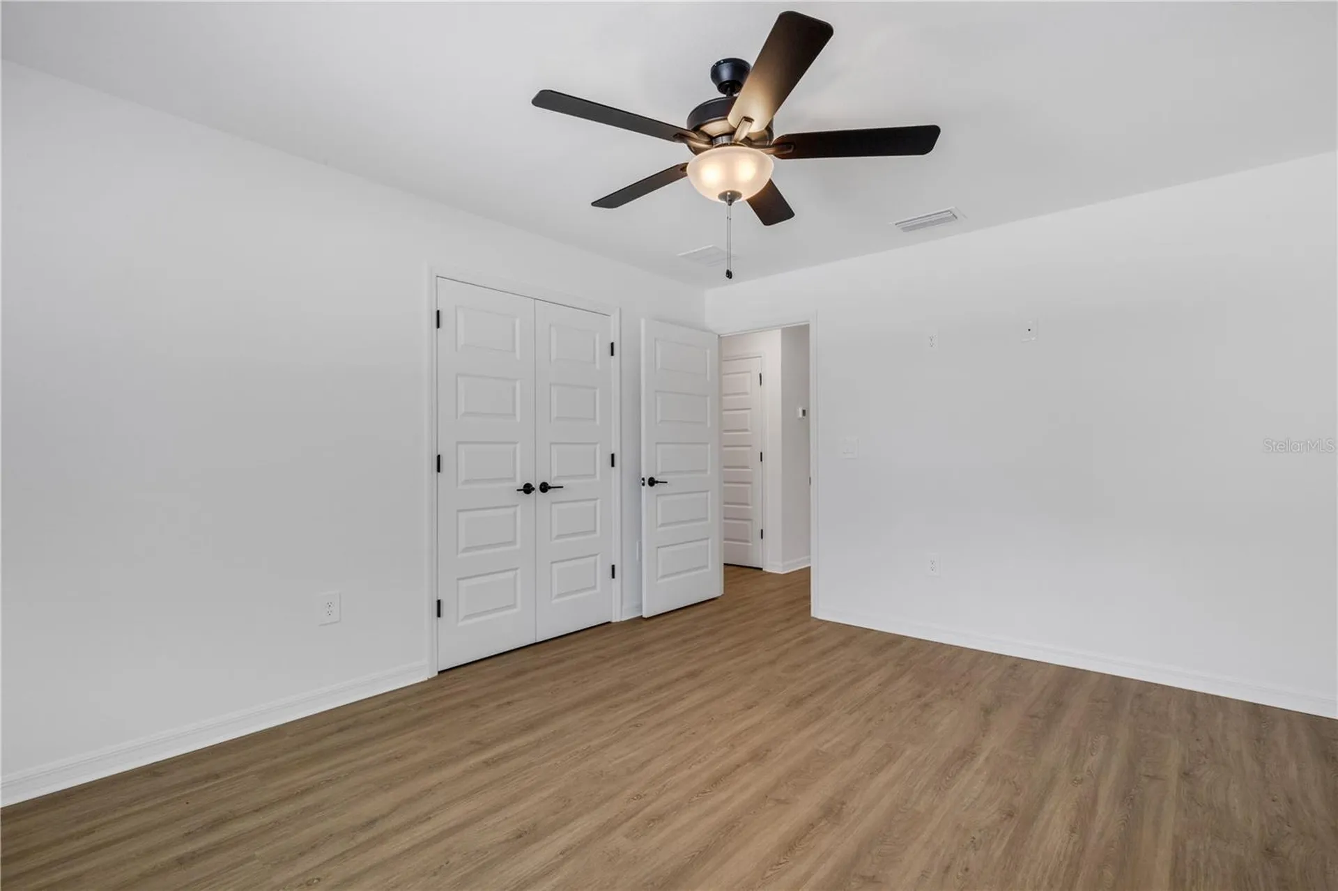 902 / 904 Captiva Point Lakeland FL 33801