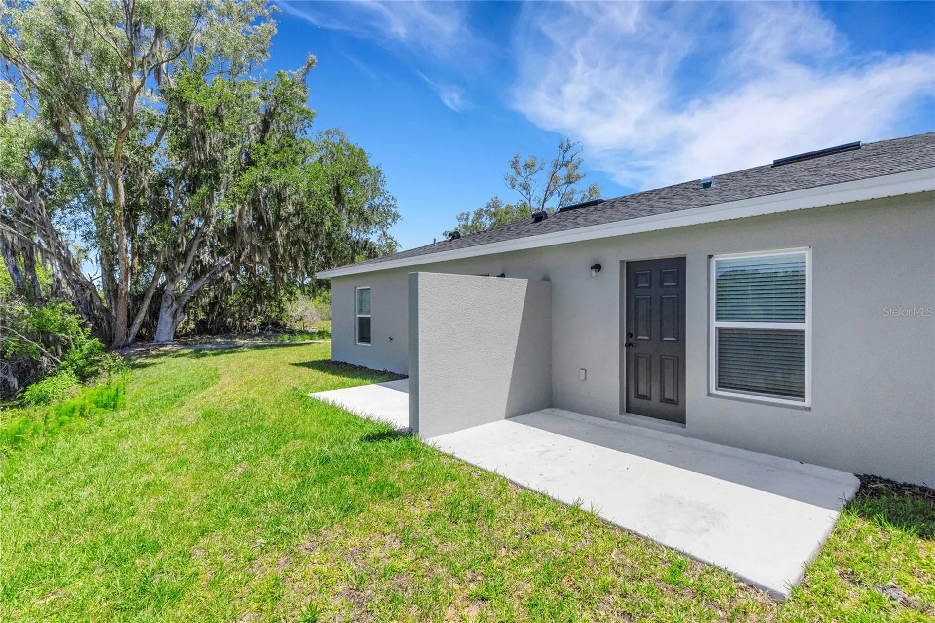 902 / 904 Captiva Point Lakeland FL 33801