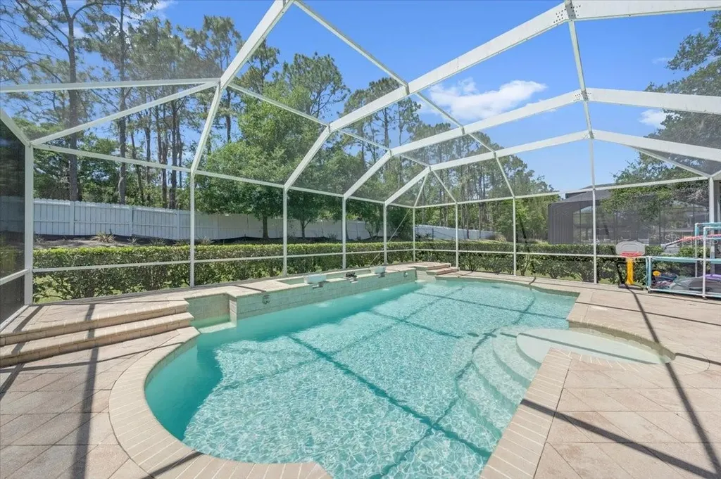 5913 Flatwoods Manor Circle Lithia FL 33547