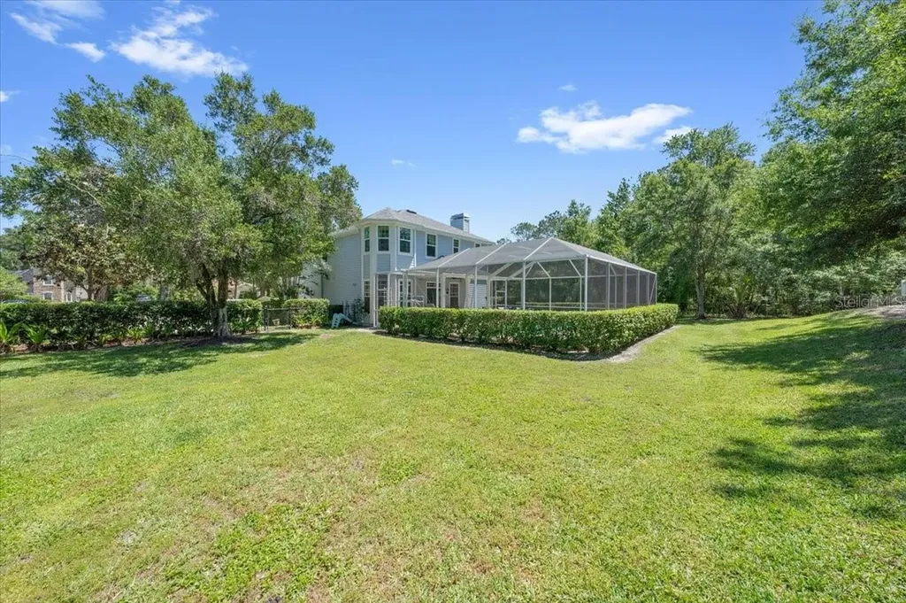 5913 Flatwoods Manor Circle Lithia FL 33547