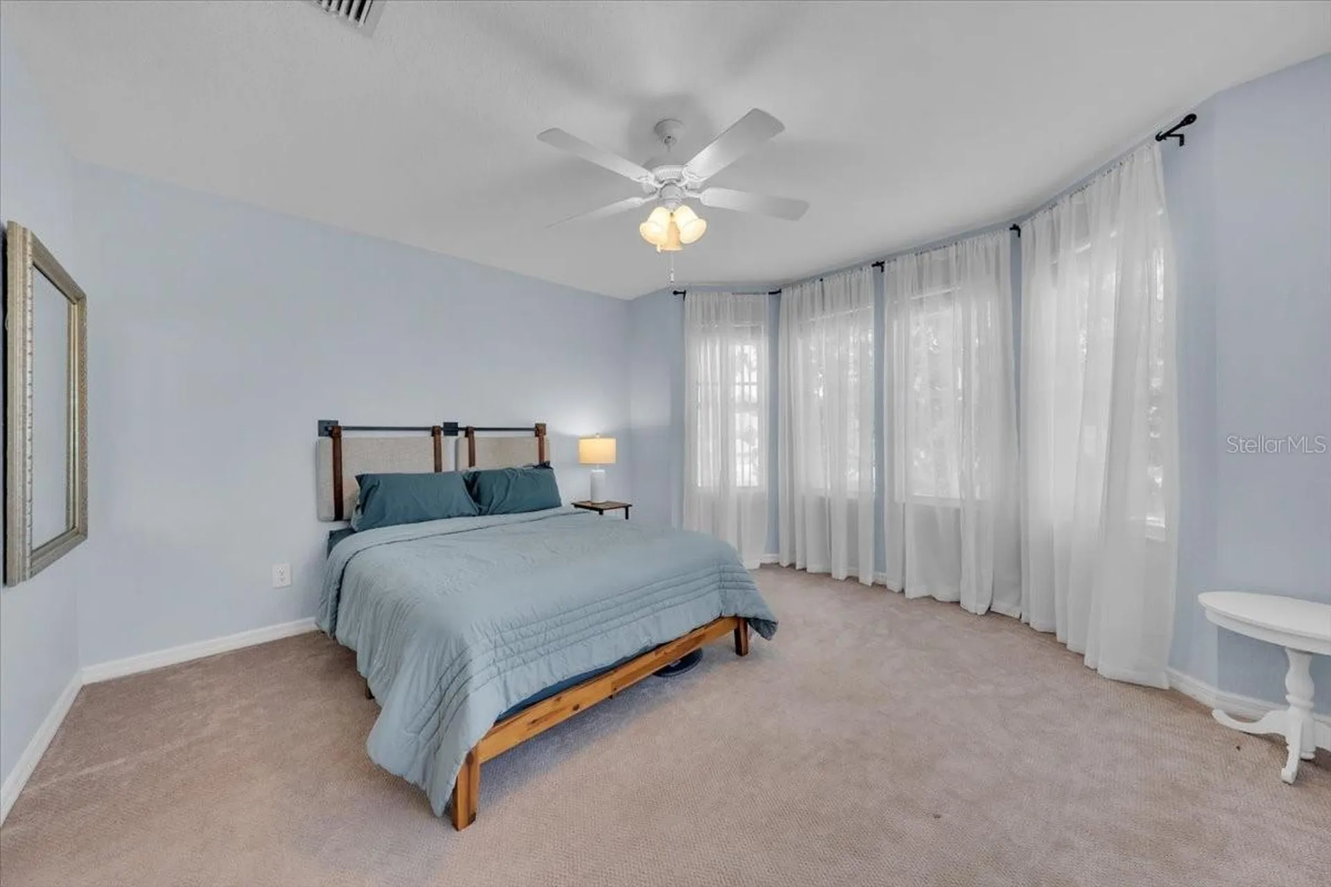 5913 Flatwoods Manor Circle Lithia FL 33547