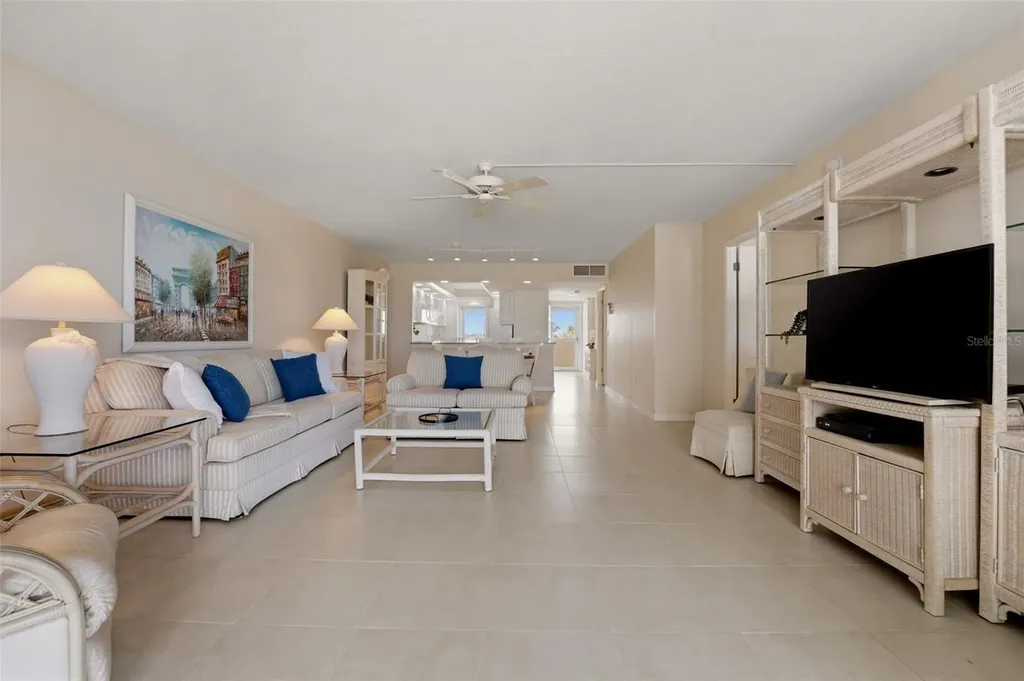1150 Tarpon Center Drive Venice FL 34285