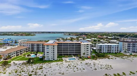 1150 Tarpon Center Drive Venice FL 34285