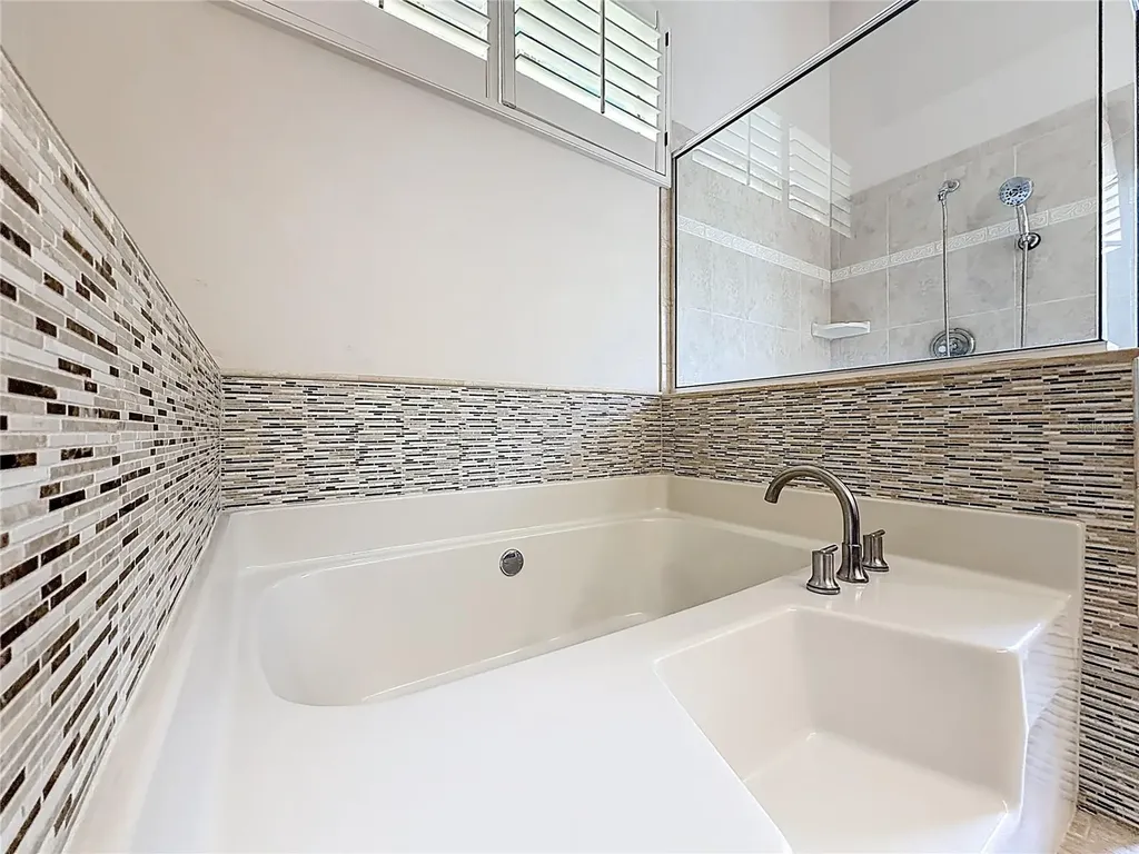 848 Crepe Myrtle Circle Apopka FL 32712