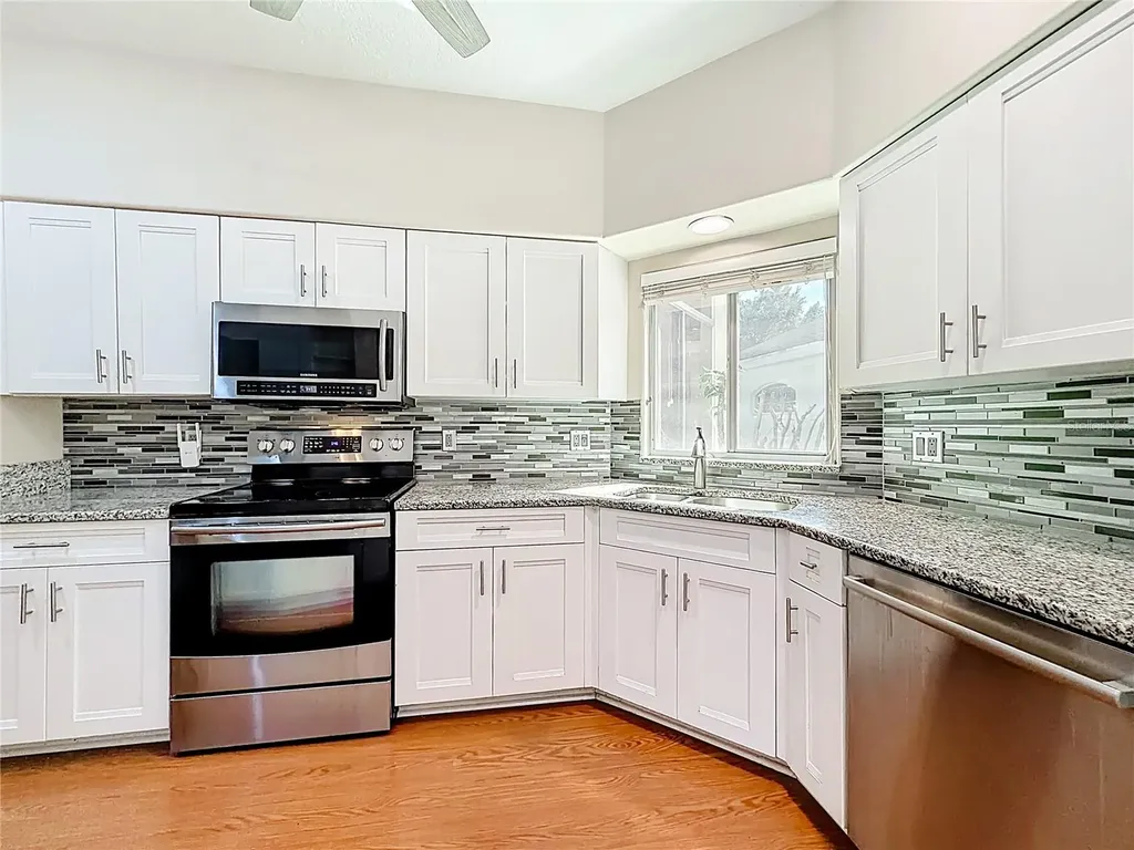 848 Crepe Myrtle Circle Apopka FL 32712