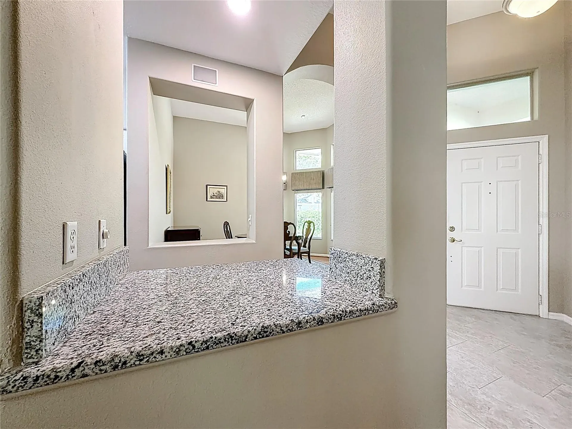 848 Crepe Myrtle Circle Apopka FL 32712