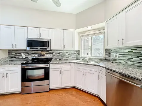 848 Crepe Myrtle Circle Apopka FL 32712