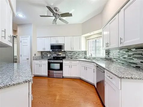 848 Crepe Myrtle Circle Apopka FL 32712