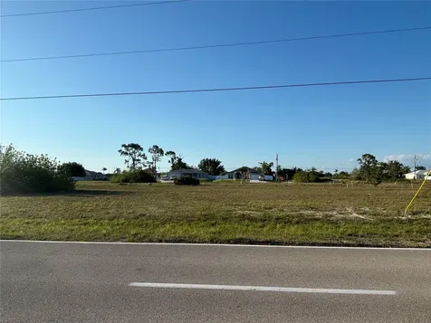 3522 NW 41st Place Cape Coral FL 33993