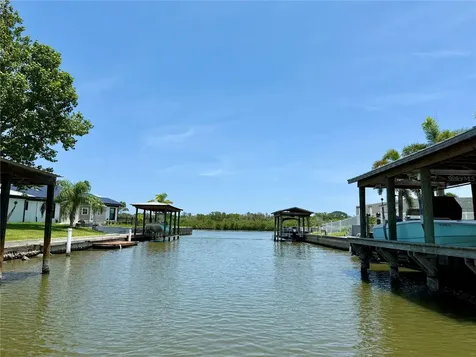 146 Gary Avenue Oak Hill FL 32759
