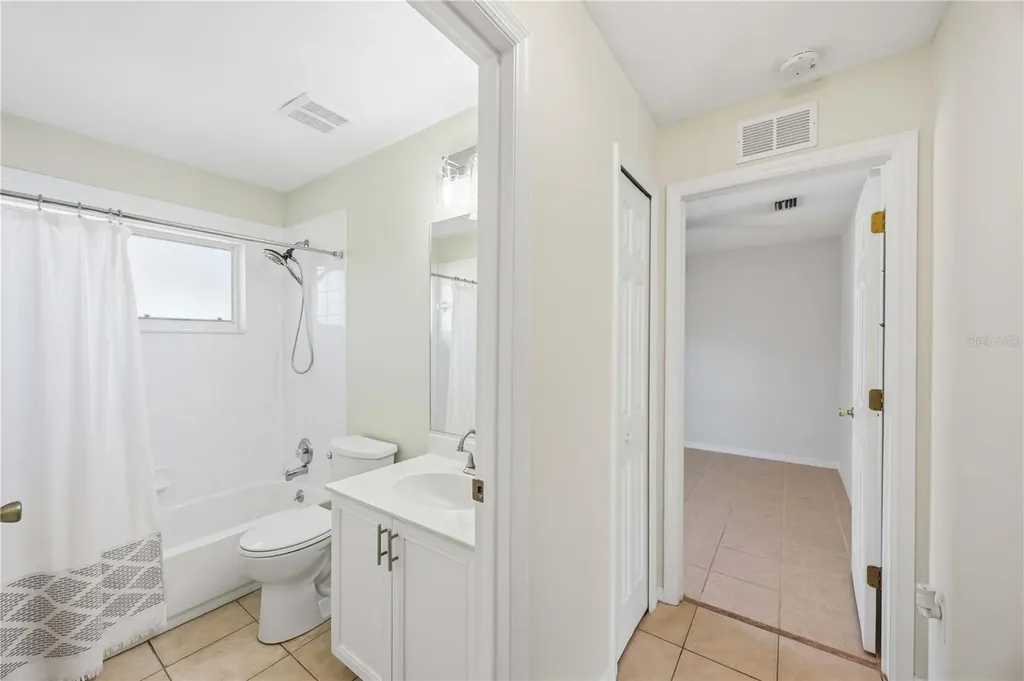 4027 Quaker Lane North Port FL 34288